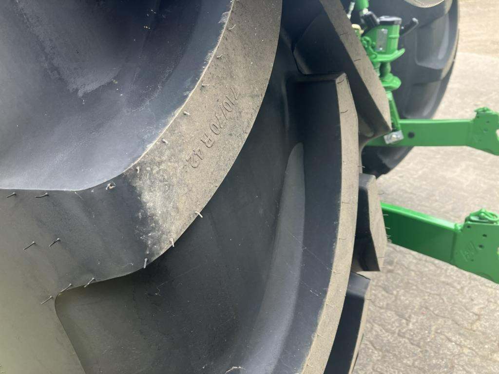 John Deere 6R215 - Traktor: slika 5 John Deere 6R215 - Traktor: slika 5