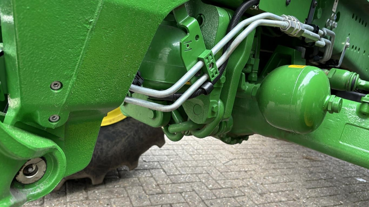 Novu Traktor John Deere 6R215: slika 20 Novu Traktor John Deere 6R215: slika 20