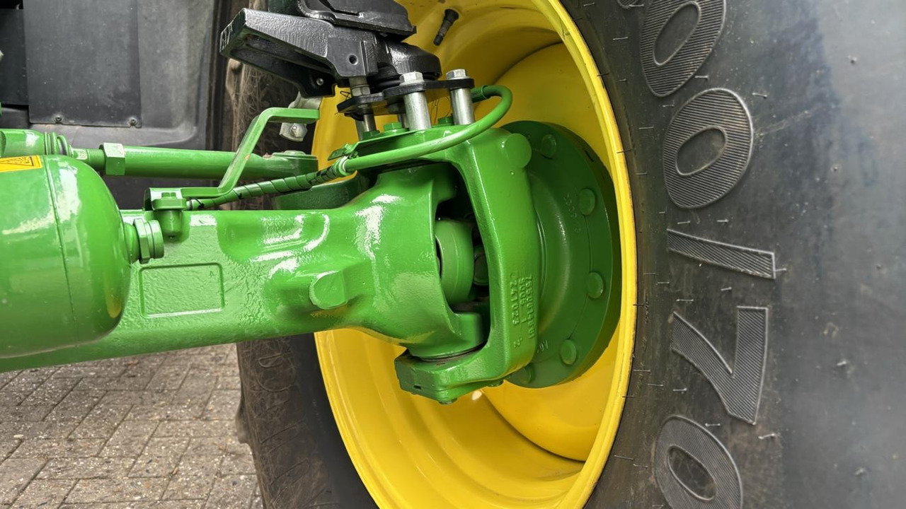 Novu Traktor John Deere 6R215: slika 21 Novu Traktor John Deere 6R215: slika 21