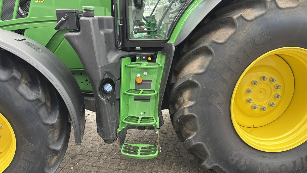 Novu Traktor John Deere 6R215: slika 18 Novu Traktor John Deere 6R215: slika 18