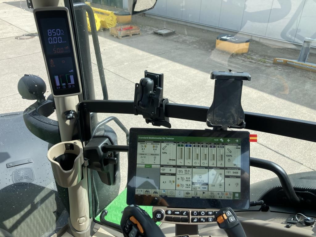 Traktor John Deere 6R250: slika 6