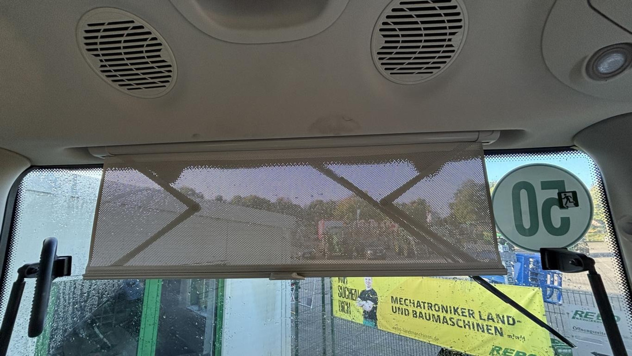 John Deere 6R250 - Traktor: slika 3 John Deere 6R250 - Traktor: slika 3