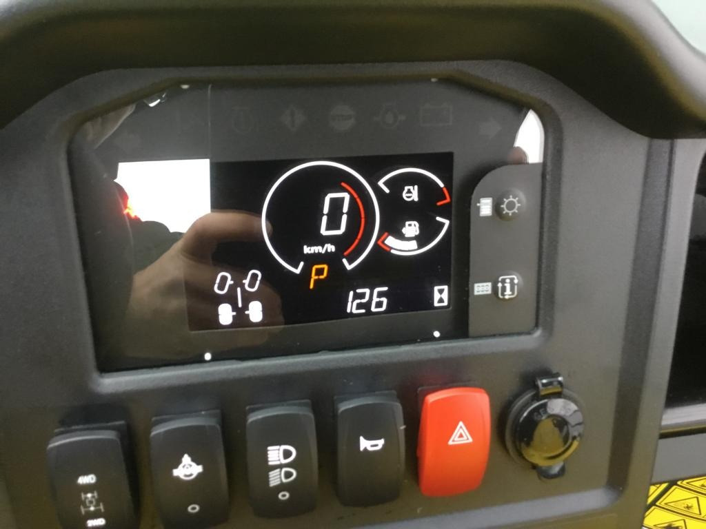 John Deere GATOR HPX 815 E - ATV/ Četvorotočkaš: slika 4 John Deere GATOR HPX 815 E - ATV/ Četvorotočkaš: slika 4