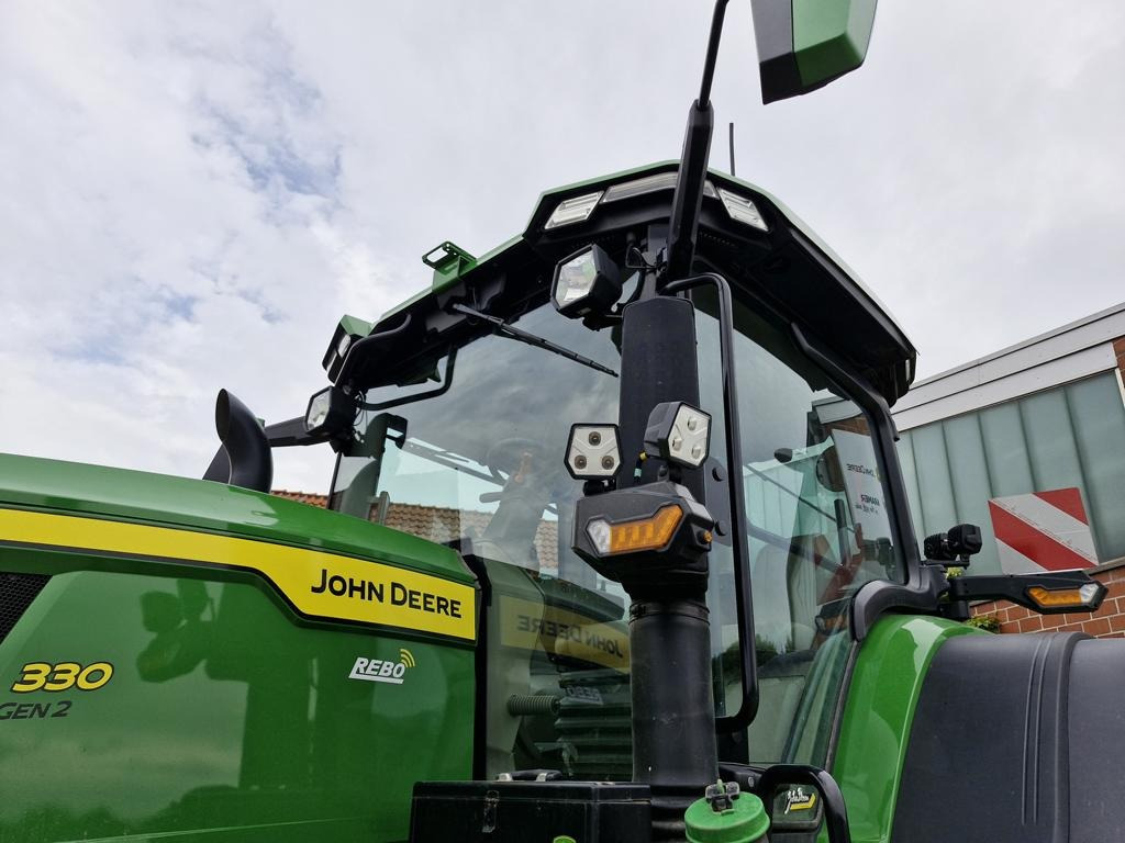 John Deere TRAKTOR 7R330 - Traktor: slika 4 John Deere TRAKTOR 7R330 - Traktor: slika 4