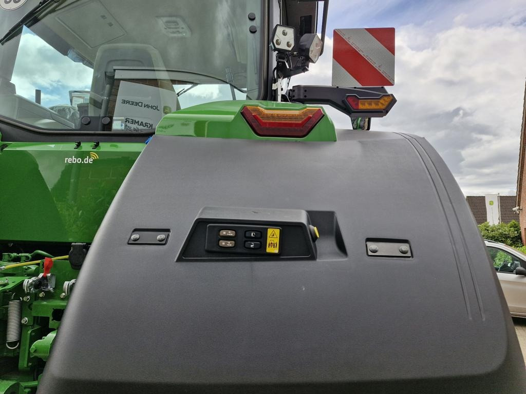 John Deere TRAKTOR 7R330 - Traktor: slika 3 John Deere TRAKTOR 7R330 - Traktor: slika 3