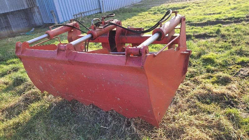 McHale Siloschneidschaufel - Prevrtač/ Grabuljač: slika 1 McHale Siloschneidschaufel - Prevrtač/ Grabuljač: slika 1