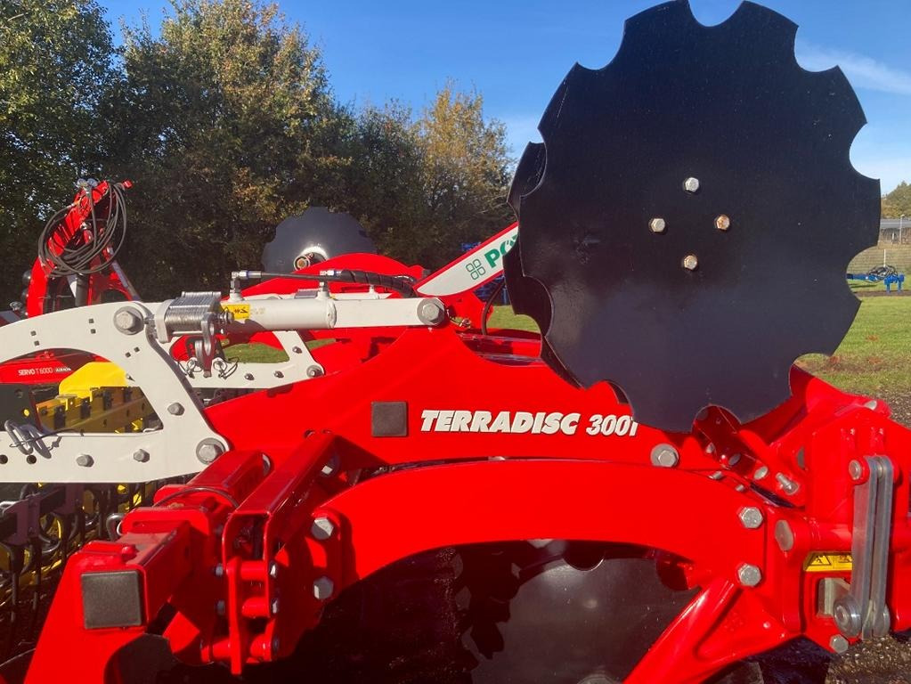 Pöttinger TERRADISC 3001 - Tanjirača: slika 2 Pöttinger TERRADISC 3001 - Tanjirača: slika 2
