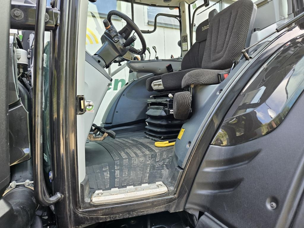 Traktor Valtra N 175 ACTIVE: slika 22 Traktor Valtra N 175 ACTIVE: slika 22