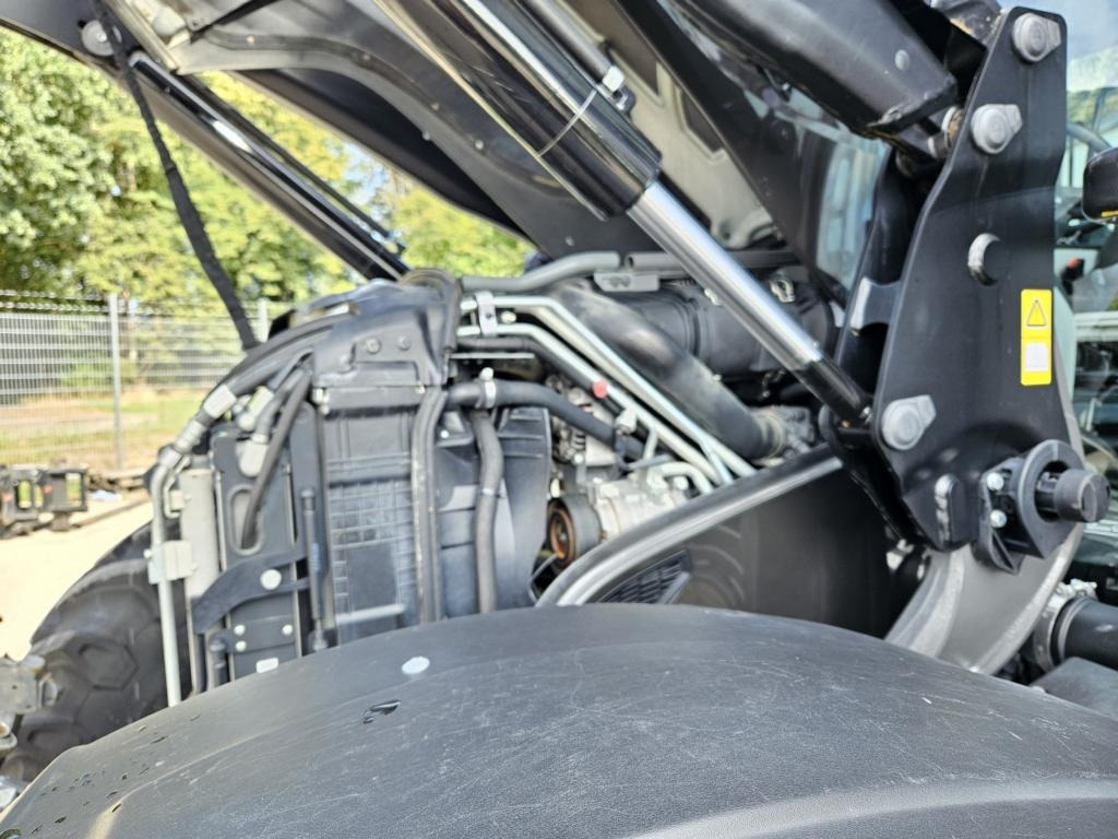 Valtra N 175 ACTIVE - Traktor: slika 4 Valtra N 175 ACTIVE - Traktor: slika 4