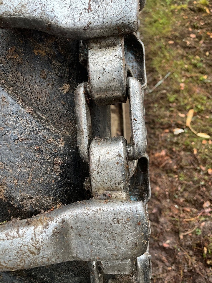 Prevoznik Komatsu 875: slika 16