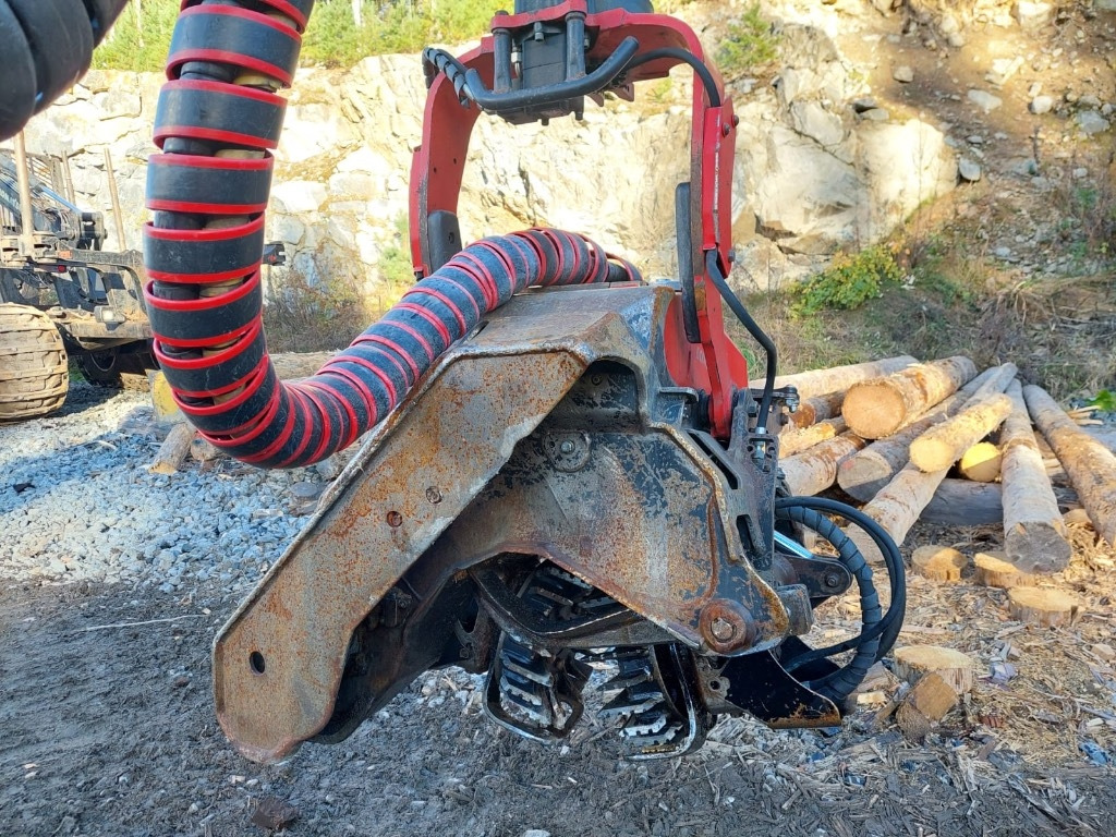 Kombajn za šumarstvo Komatsu 911: slika 13