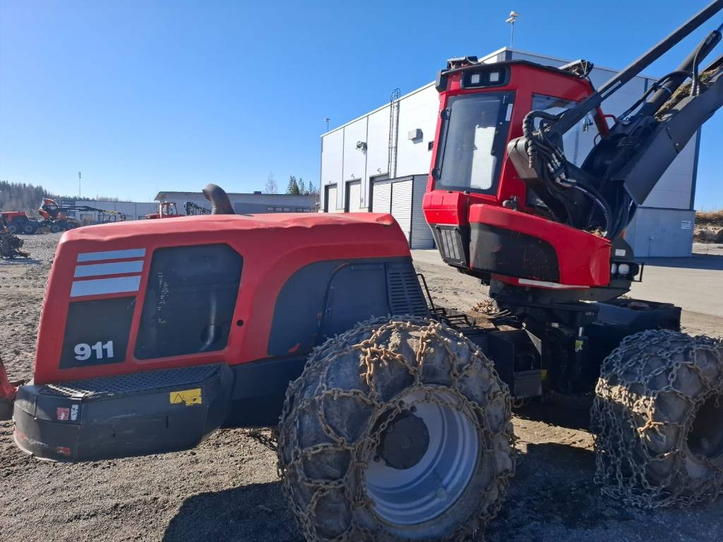 Komatsu 911 - Kombajn za šumarstvo: slika 3 Komatsu 911 - Kombajn za šumarstvo: slika 3