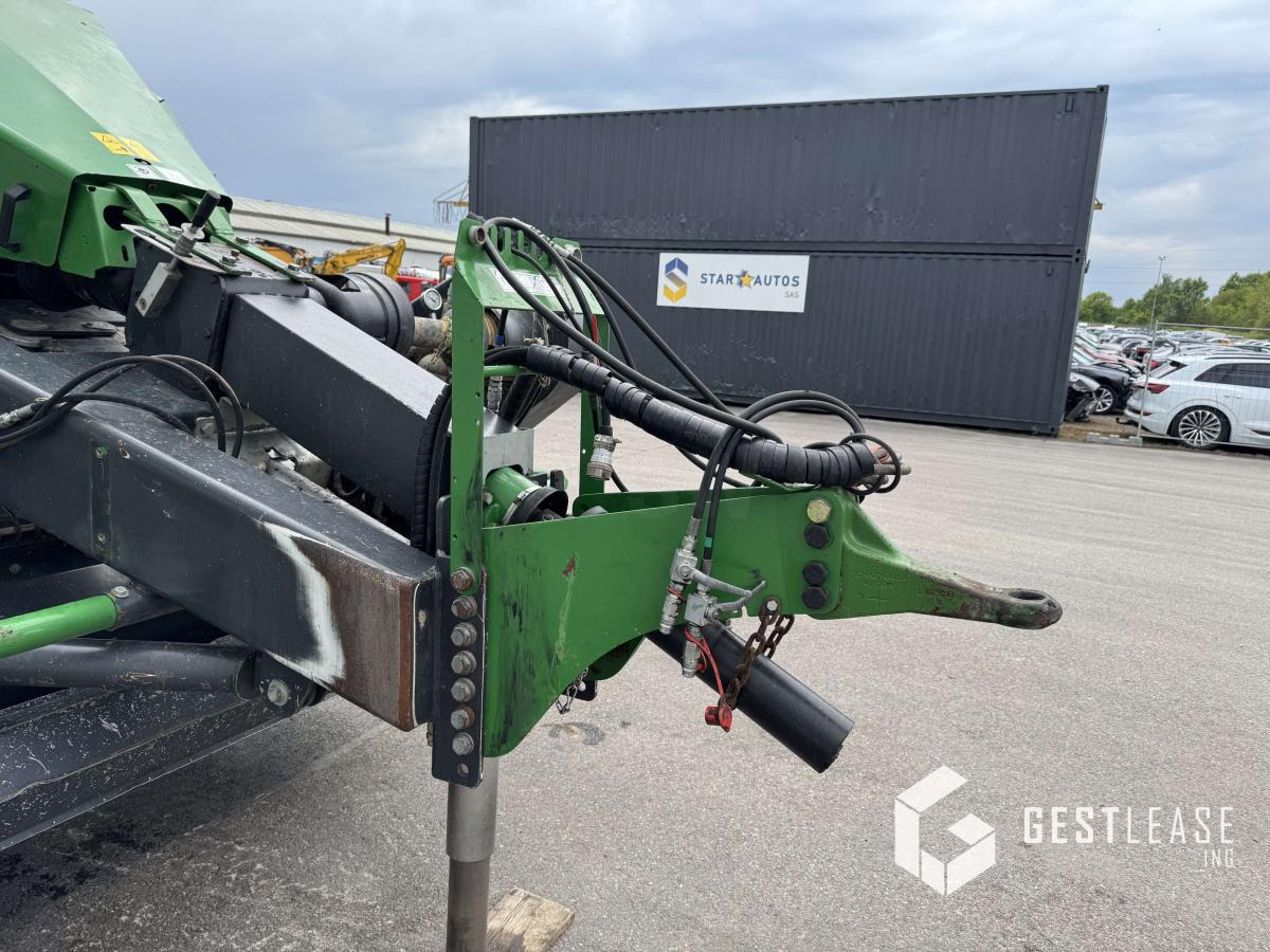John Deere 1424H - Balirka za kockaste bale: slika 5 John Deere 1424H - Balirka za kockaste bale: slika 5