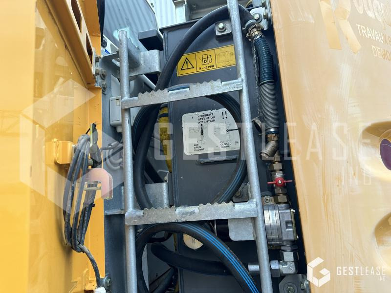 Lizing Liebherr R926 COMPACT Liebherr R926 COMPACT: slika 10 Lizing Liebherr R926 COMPACT Liebherr R926 COMPACT: slika 10