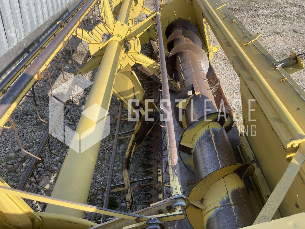 Kombinovani kombajn New Holland CLAYSON 1540: slika 13