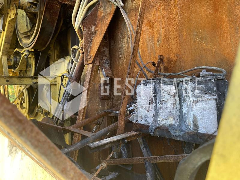 Kombinovani kombajn New Holland CLAYSON 1540: slika 8