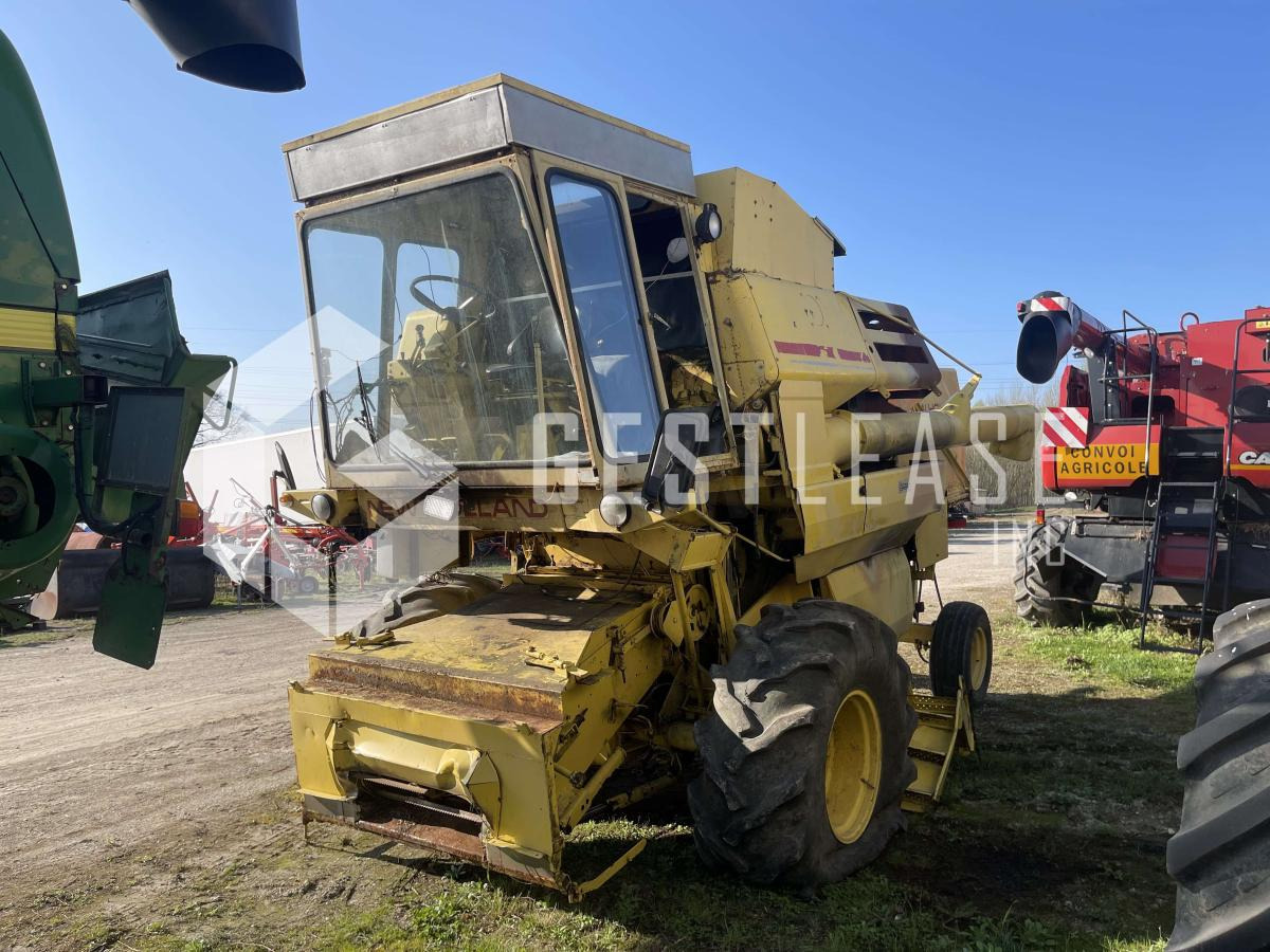 New Holland CLAYSON 1540 - Kombinovani kombajn: slika 4 New Holland CLAYSON 1540 - Kombinovani kombajn: slika 4