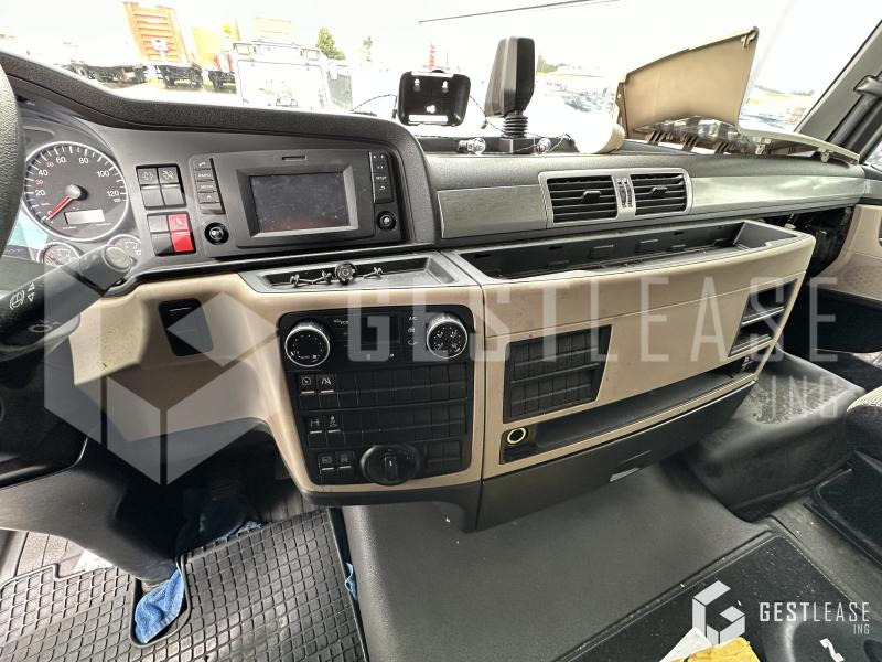 Tegljač MAN TGX 18.460: slika 11 Tegljač MAN TGX 18.460: slika 11