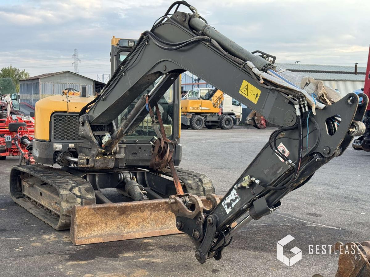 Volvo ECR88 D - Mini bager: slika 4 Volvo ECR88 D - Mini bager: slika 4