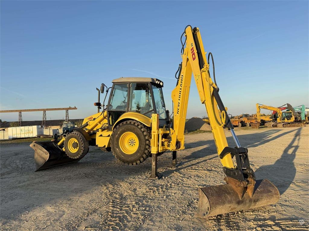 New Holland B 110-4PT , 2 quick couplers - Bager utovarivač: slika 5 New Holland B 110-4PT , 2 quick couplers - Bager utovarivač: slika 5