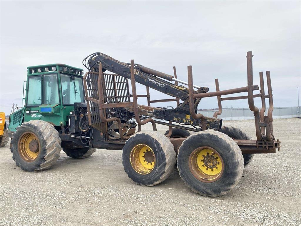 Timberjack 1010 DALIMIS FOR SPARE PARTS - Prevoznik: slika 4 Timberjack 1010 DALIMIS FOR SPARE PARTS - Prevoznik: slika 4