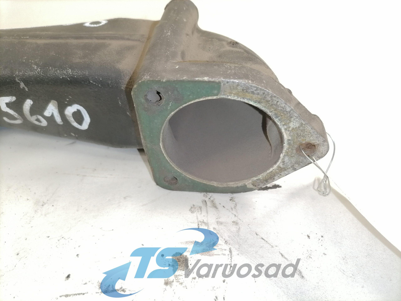 MAN Coolant pipe 51063023185 - Sistem za hlađenje za Kamion: slika 2 MAN Coolant pipe 51063023185 - Sistem za hlađenje za Kamion: slika 2