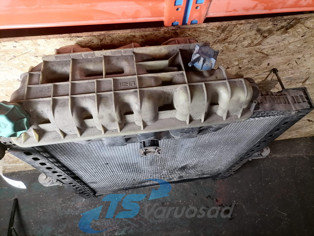 MAN Cooling radiator 81061016477 - Radijator za Kamion: slika 4 MAN Cooling radiator 81061016477 - Radijator za Kamion: slika 4