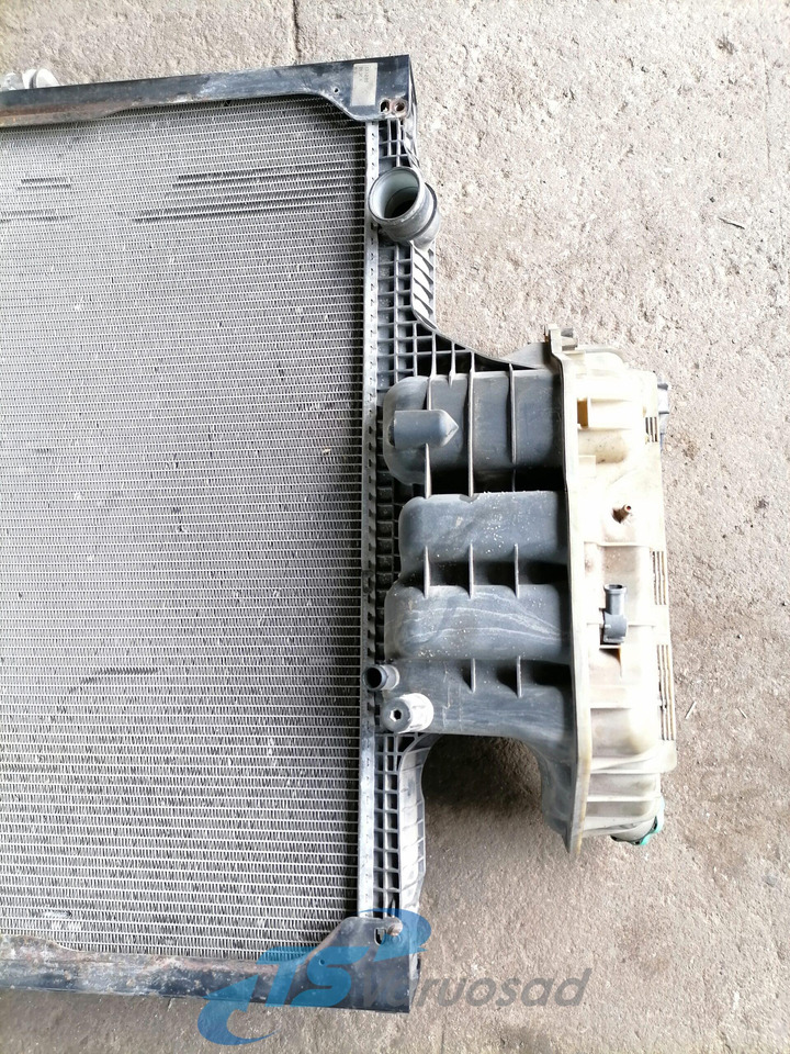 MAN Cooling radiator 81061016512 - Radijator za Kamion: slika 2 MAN Cooling radiator 81061016512 - Radijator za Kamion: slika 2