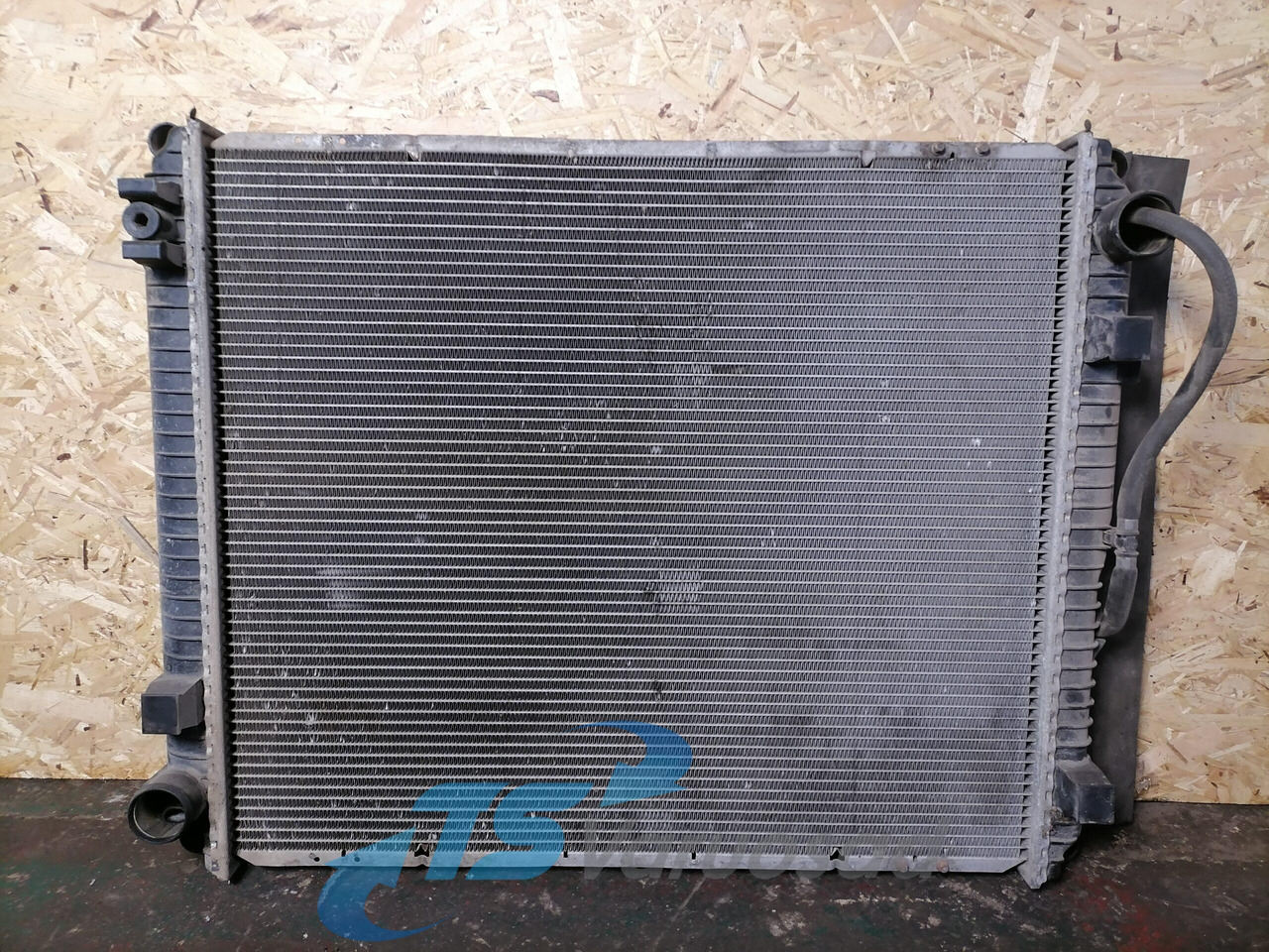 MAN Cooling radiator 8106116493 - Radijator za Kamion: slika 1 MAN Cooling radiator 8106116493 - Radijator za Kamion: slika 1