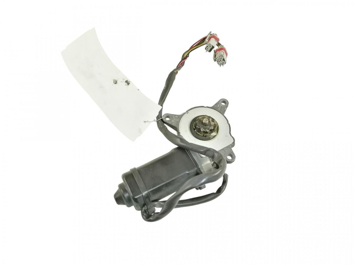 MAN Glass lift 81286016126 - Staklo i delovi za Kamion: slika 1 MAN Glass lift 81286016126 - Staklo i delovi za Kamion: slika 1