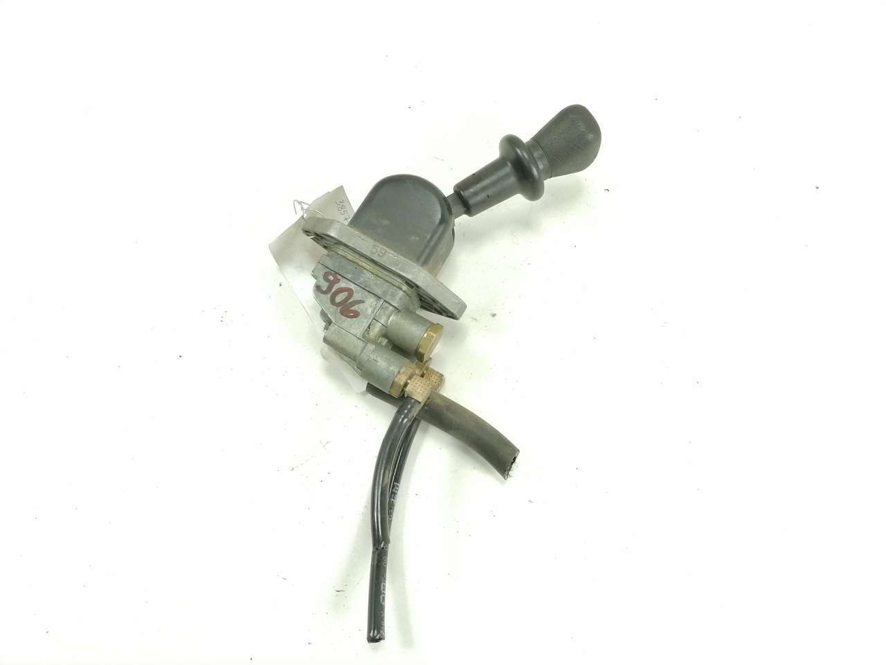 MAN Handbrake control lever - - Univerzalni deo za Kamion: slika 1 MAN Handbrake control lever - - Univerzalni deo za Kamion: slika 1