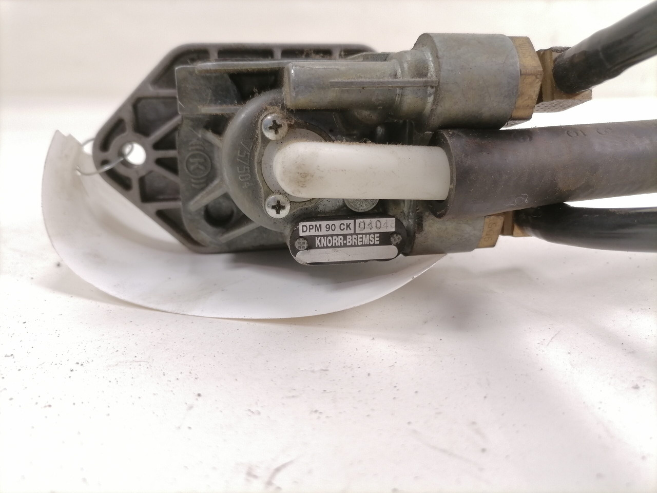 MAN Handbrake control lever - - Univerzalni deo za Kamion: slika 2 MAN Handbrake control lever - - Univerzalni deo za Kamion: slika 2