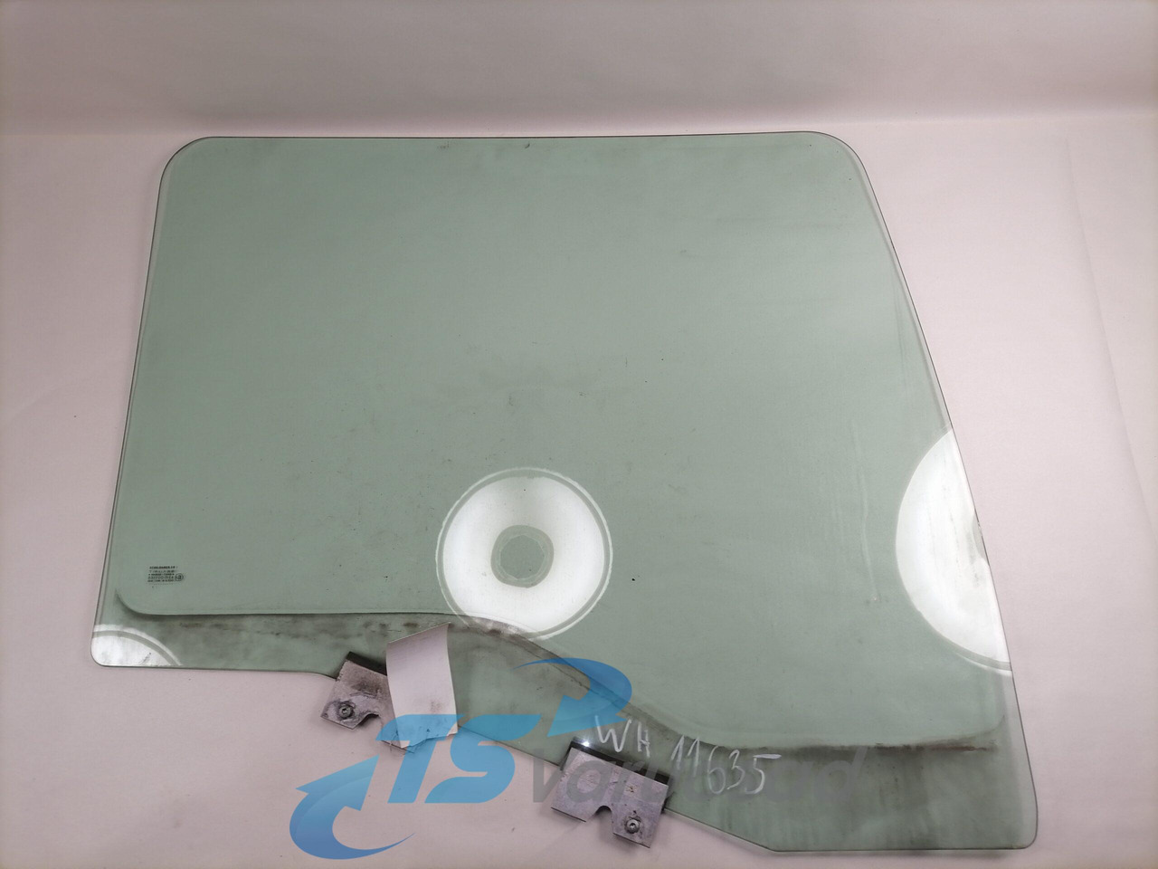 MAN Küljeklaas, vasak 81626456043 - Staklo i delovi za Kamion: slika 1 MAN Küljeklaas, vasak 81626456043 - Staklo i delovi za Kamion: slika 1