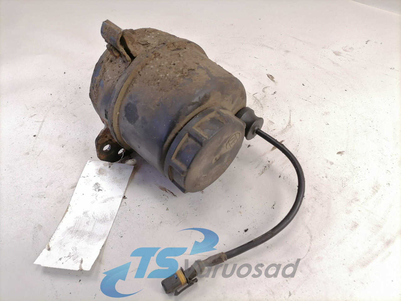 MAN Roolisüsteemi õlimahuti 81473016063 - Servo crevo za Kamion: slika 2 MAN Roolisüsteemi õlimahuti 81473016063 - Servo crevo za Kamion: slika 2