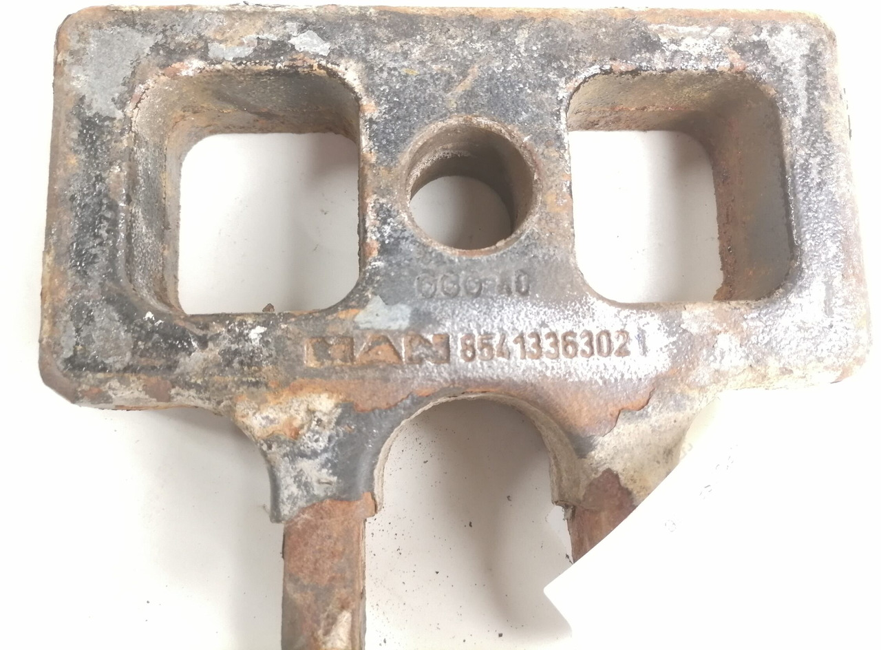 MAN Shock absorber mounting 85413363021 - Suspenzija za Kamion: slika 2 MAN Shock absorber mounting 85413363021 - Suspenzija za Kamion: slika 2