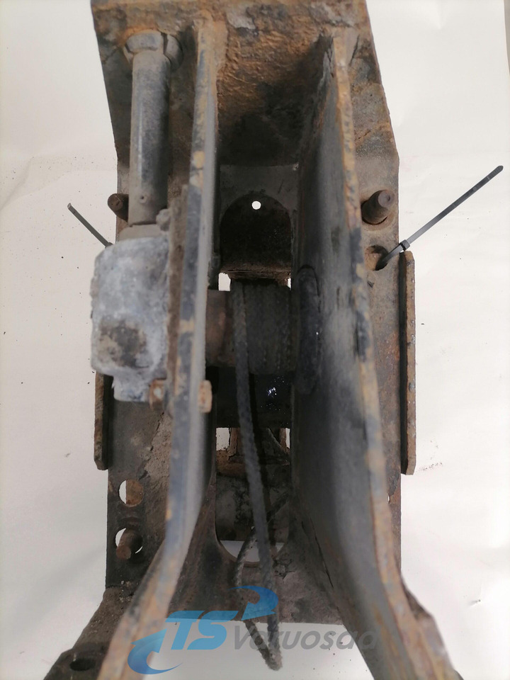 MAN Spare wheel carrier 81424015275 - Univerzalni deo za Kamion: slika 5 MAN Spare wheel carrier 81424015275 - Univerzalni deo za Kamion: slika 5