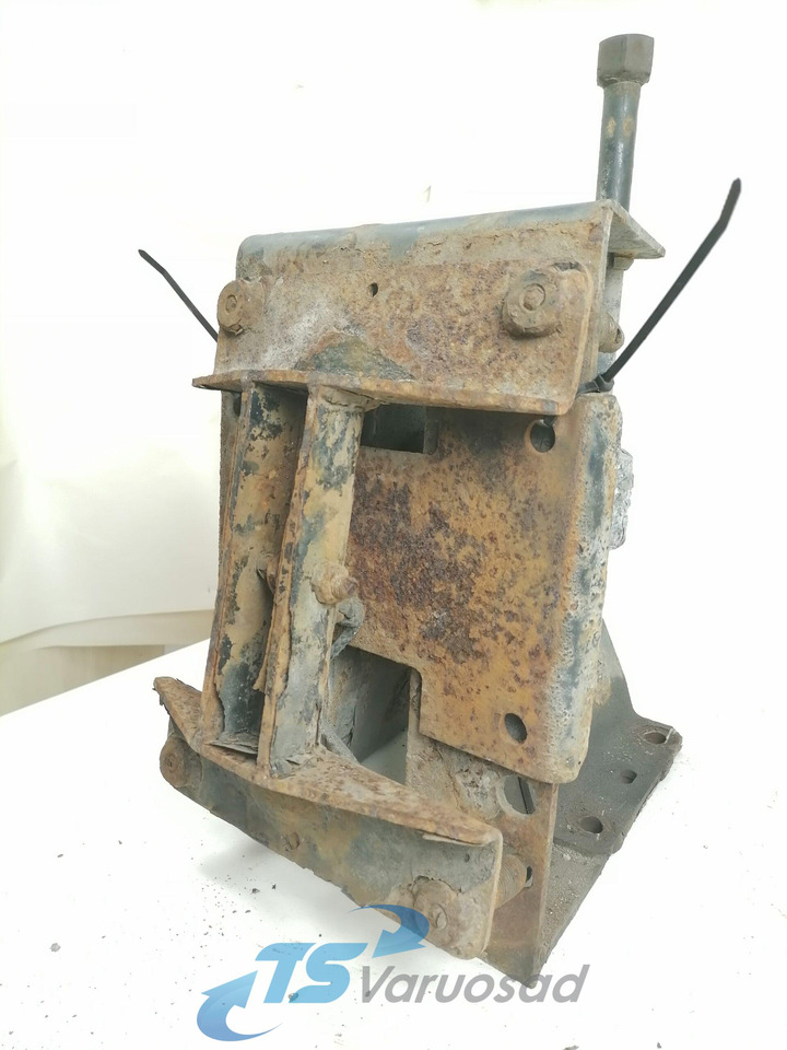 MAN Spare wheel carrier 81424015275 - Univerzalni deo za Kamion: slika 4 MAN Spare wheel carrier 81424015275 - Univerzalni deo za Kamion: slika 4