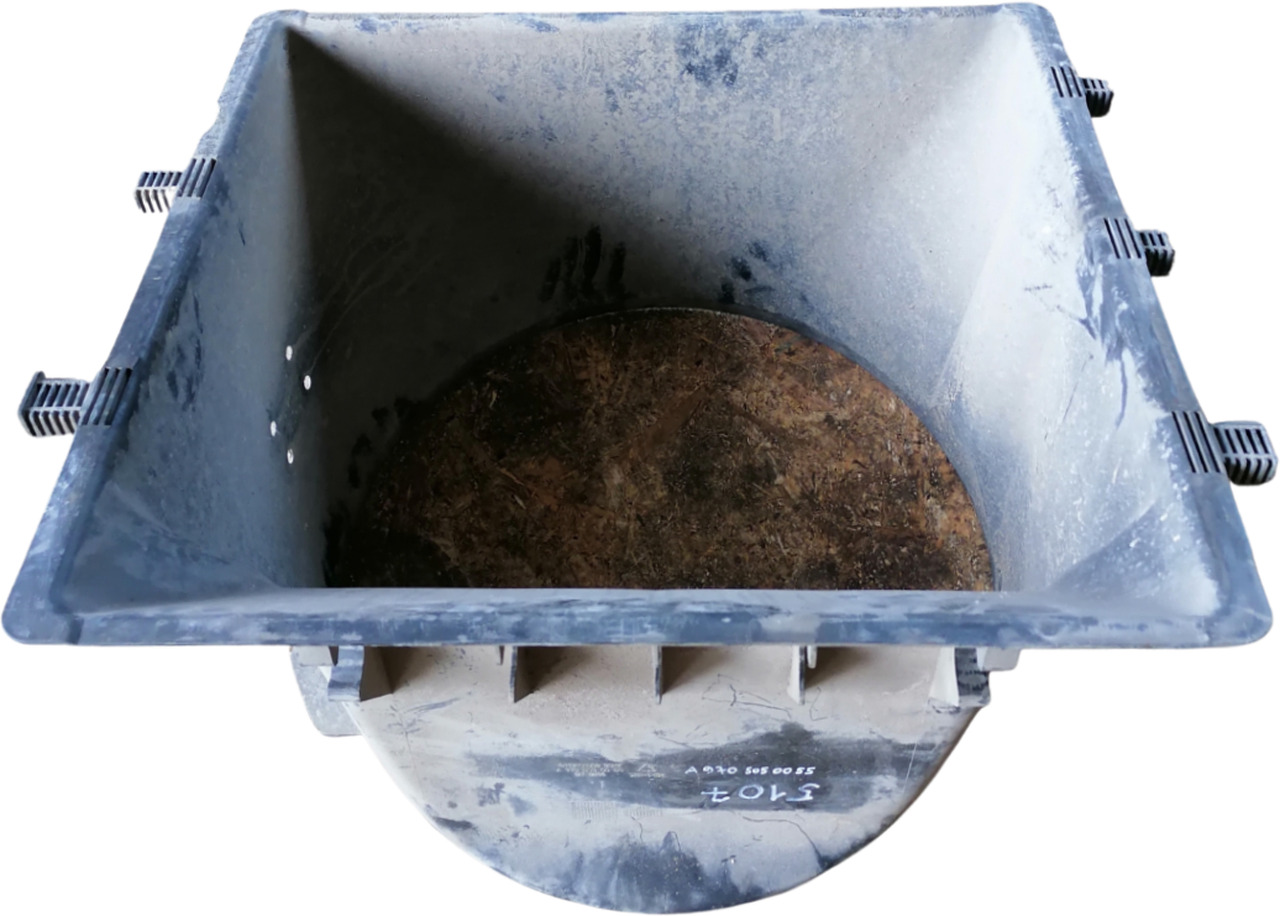 MB Fan shroud 9705050055 - Radijator za Kamion: slika 1 MB Fan shroud 9705050055 - Radijator za Kamion: slika 1