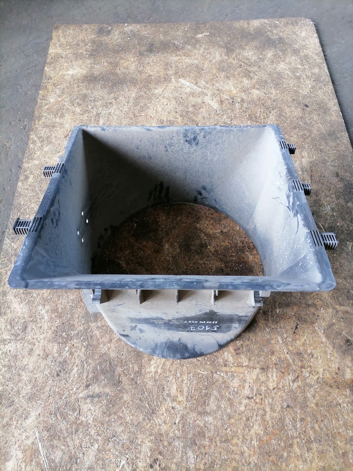 MB Fan shroud 9705050055 - Radijator za Kamion: slika 2 MB Fan shroud 9705050055 - Radijator za Kamion: slika 2