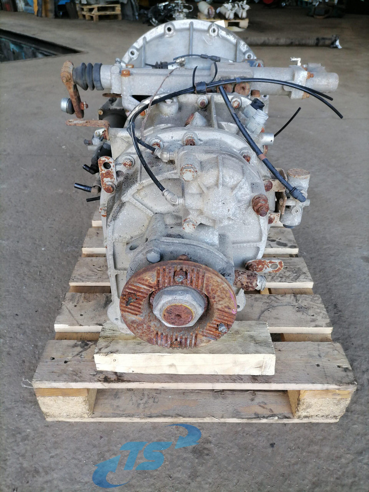 Renault Käigukast Y06365 - Menjač i delovi za Kamion: slika 3 Renault Käigukast Y06365 - Menjač i delovi za Kamion: slika 3