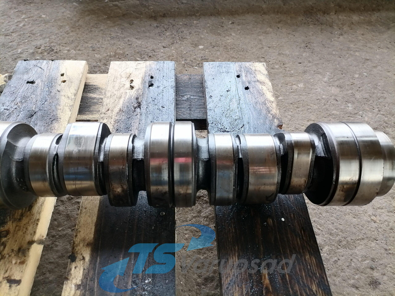 Scania Camshaft 1509917 - Bregasta osovina za Kamion: slika 2 Scania Camshaft 1509917 - Bregasta osovina za Kamion: slika 2