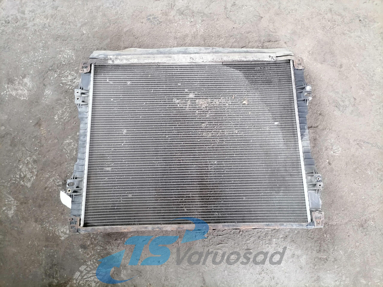 Scania Cooling radiator 1766125 - Radijator za Kamion: slika 2 Scania Cooling radiator 1766125 - Radijator za Kamion: slika 2