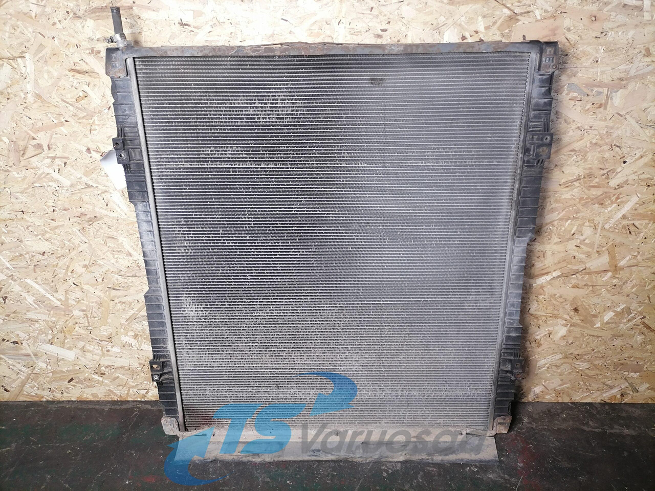 Scania Cooling radiator 1769997 - Radijator za Kamion: slika 1 Scania Cooling radiator 1769997 - Radijator za Kamion: slika 1