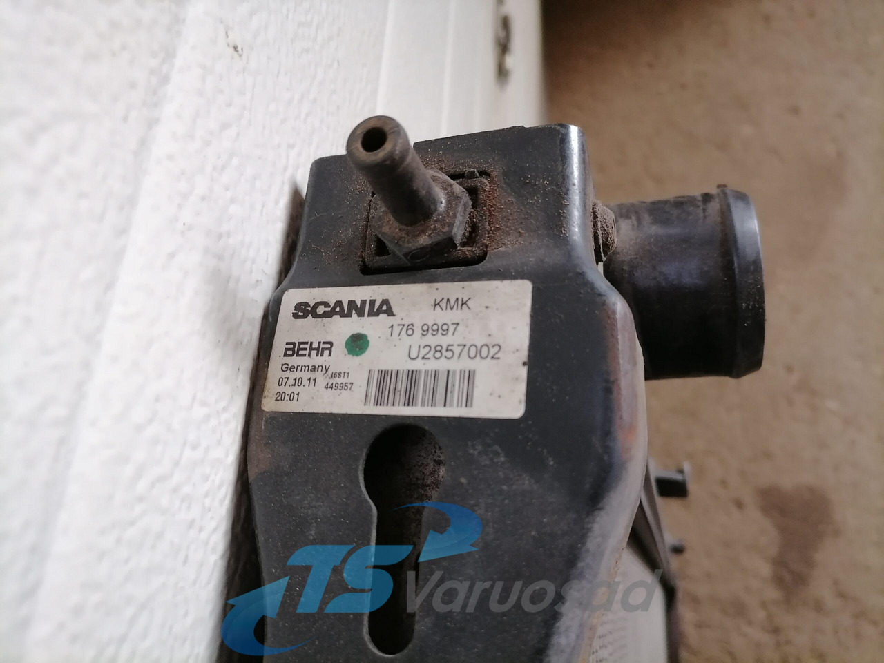 Scania Cooling radiator 1769997 - Radijator za Kamion: slika 3 Scania Cooling radiator 1769997 - Radijator za Kamion: slika 3
