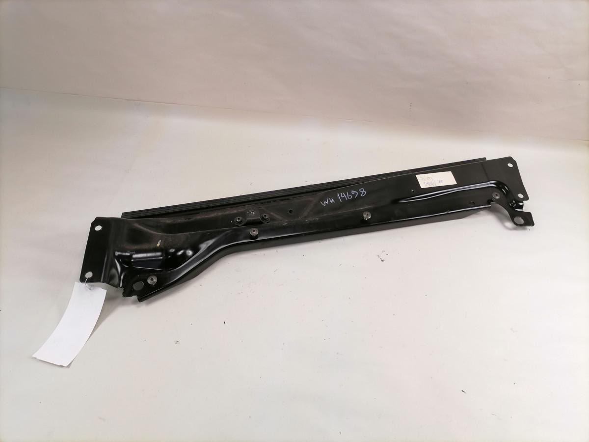 Scania Frame 2045008 - Vrata i delovi za Kamion: slika 2 Scania Frame 2045008 - Vrata i delovi za Kamion: slika 2