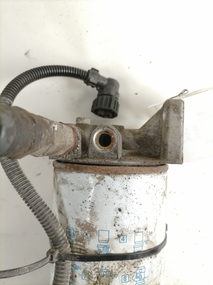 Scania Fuel separator 1393641 - Filter za gorivo za Kamion: slika 3 Scania Fuel separator 1393641 - Filter za gorivo za Kamion: slika 3