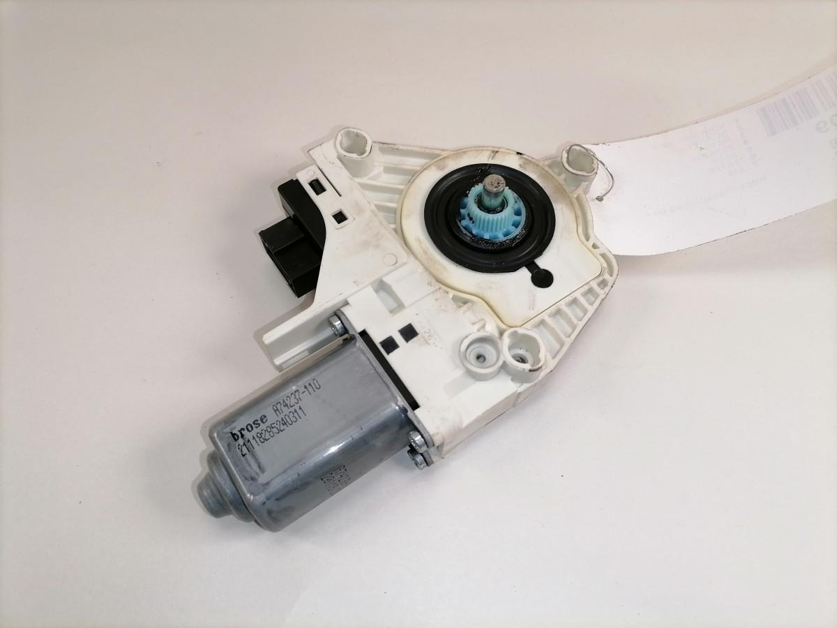 Scania Glass lift 2076264 - Staklo i delovi za Kamion: slika 2 Scania Glass lift 2076264 - Staklo i delovi za Kamion: slika 2