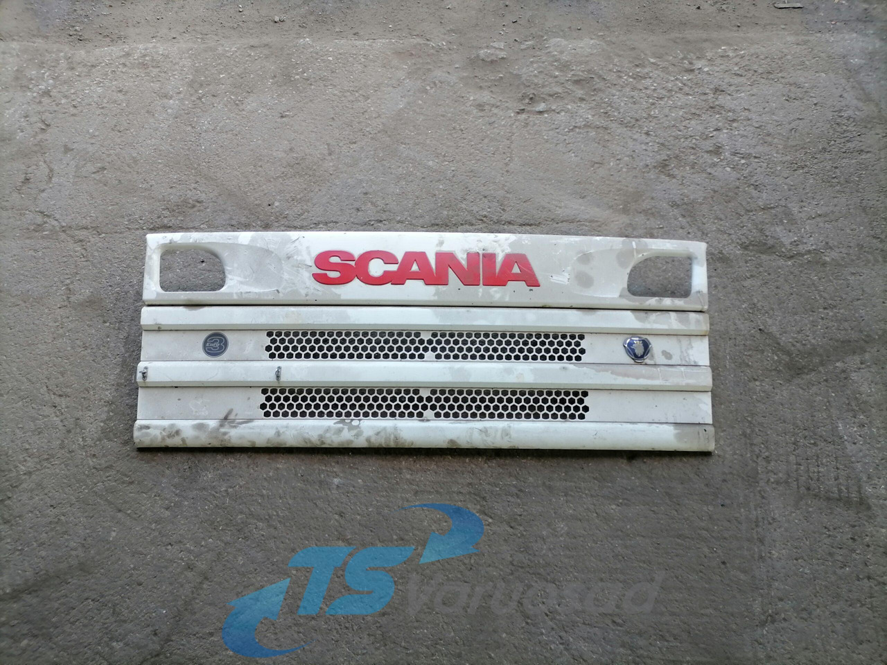 Scania Grille panel 1597571 - Rešetka za Kamion: slika 1 Scania Grille panel 1597571 - Rešetka za Kamion: slika 1