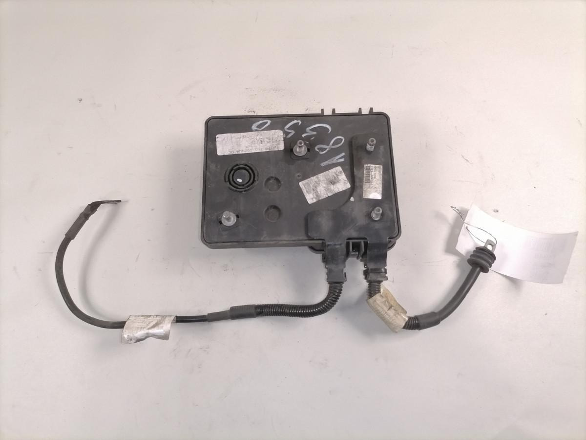 Scania Kaitsmepaneel 2558273 - Osigurač za Kamion: slika 4 Scania Kaitsmepaneel 2558273 - Osigurač za Kamion: slika 4