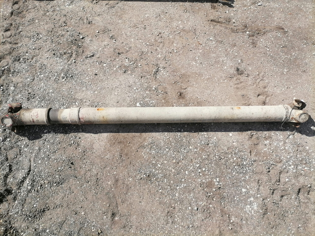 Scania Propeller shaft 1758613 - Kardansko vratilo za Kamion: slika 2 Scania Propeller shaft 1758613 - Kardansko vratilo za Kamion: slika 2